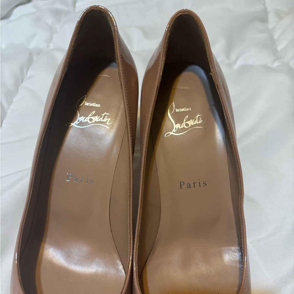 Christian Louboutin Brown Heels Elegant Design